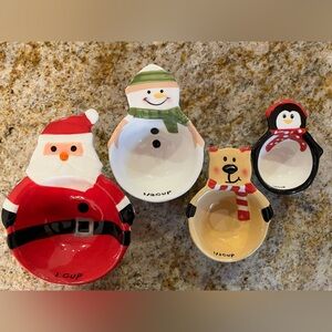 Christmas ceramic measuring cups NWOT